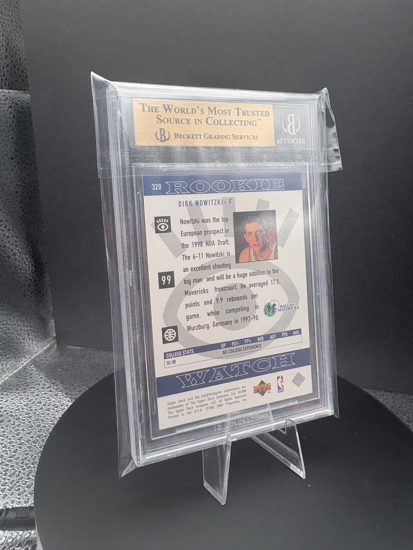 1998-99 Upper Deck Dirk Nowitzki RC #320 Beckett 9.5