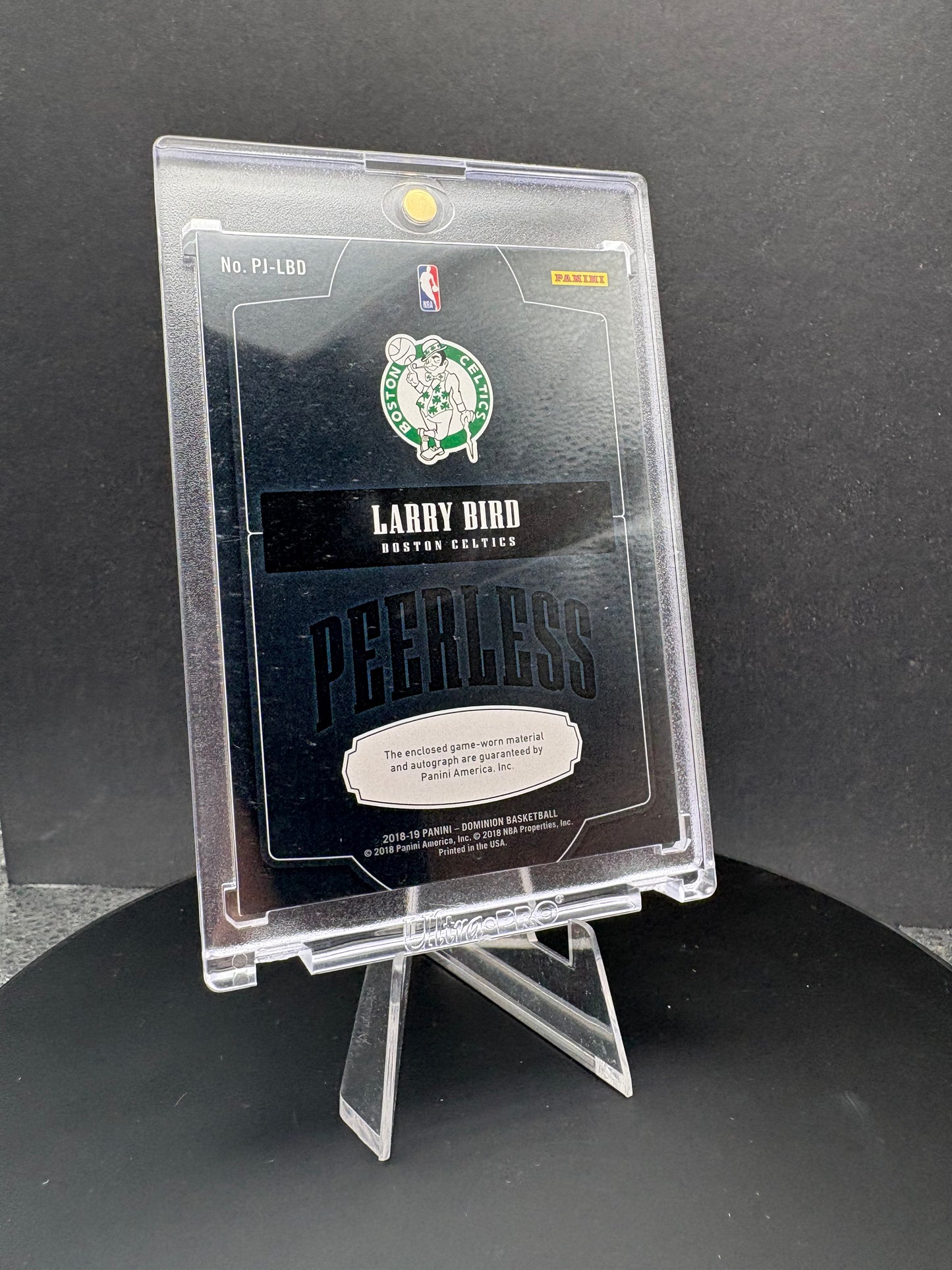 Larry Bird 2018-19 Panini Dominion Peerless Autograph Relic Card (15/49)