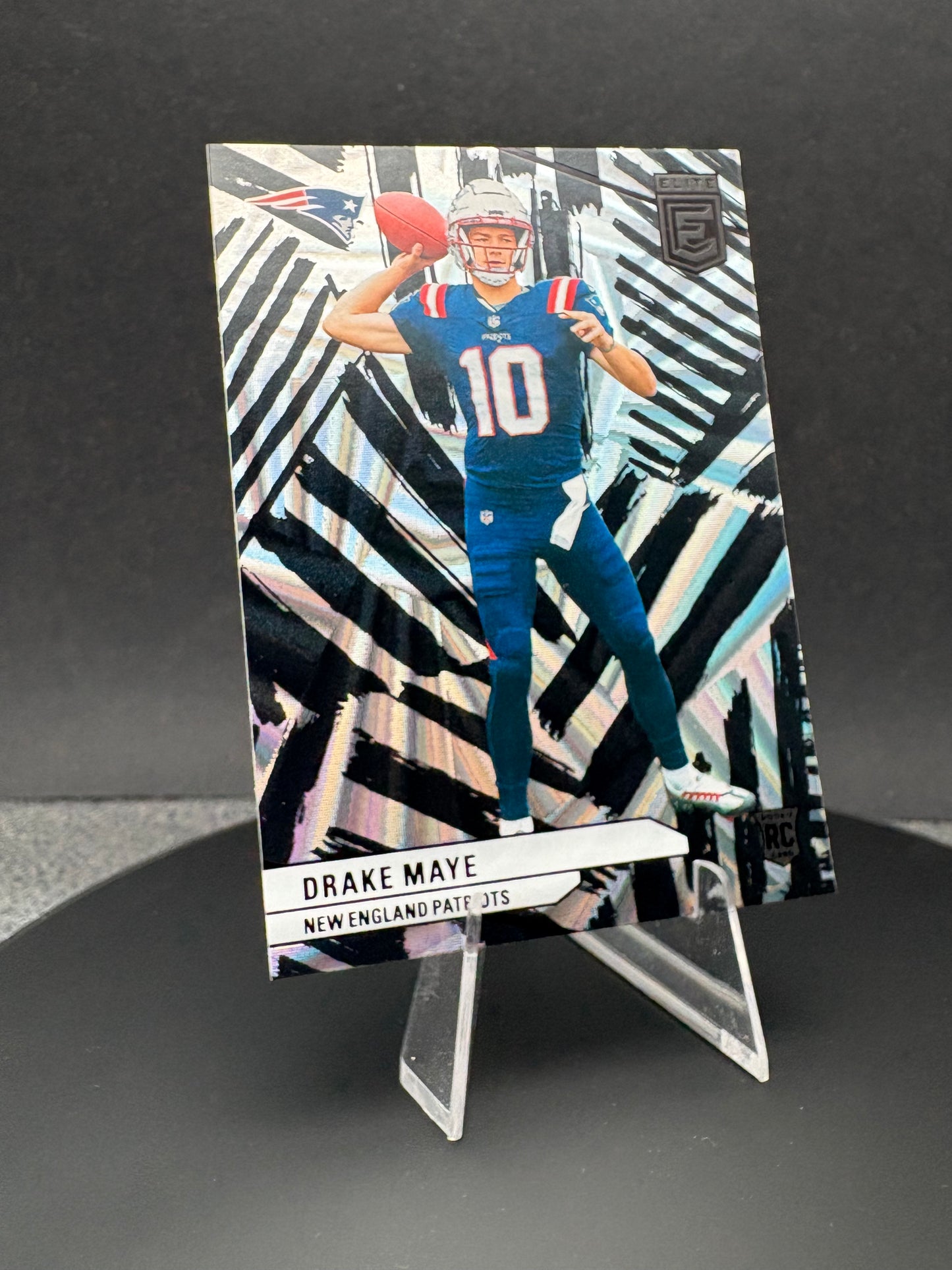 2024 Donruss Elite Drake Maye Razzle Dazzle RC